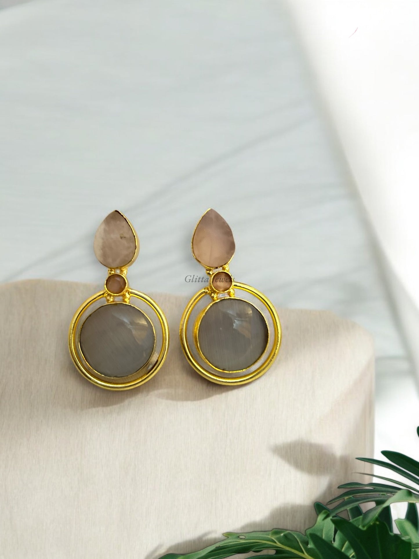 Aadhya Mahogany Grey Earrings